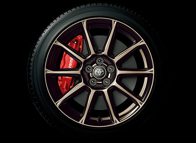 Illustration for article titled I Am Extremely Here for this British Racing Green Toyota 86 Limited Edition
